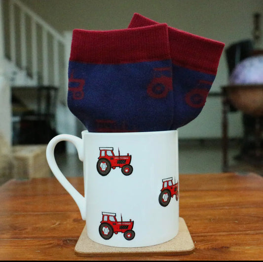 TRACTOR FINE BONE CHINA MUG & SOCK GIFT SET